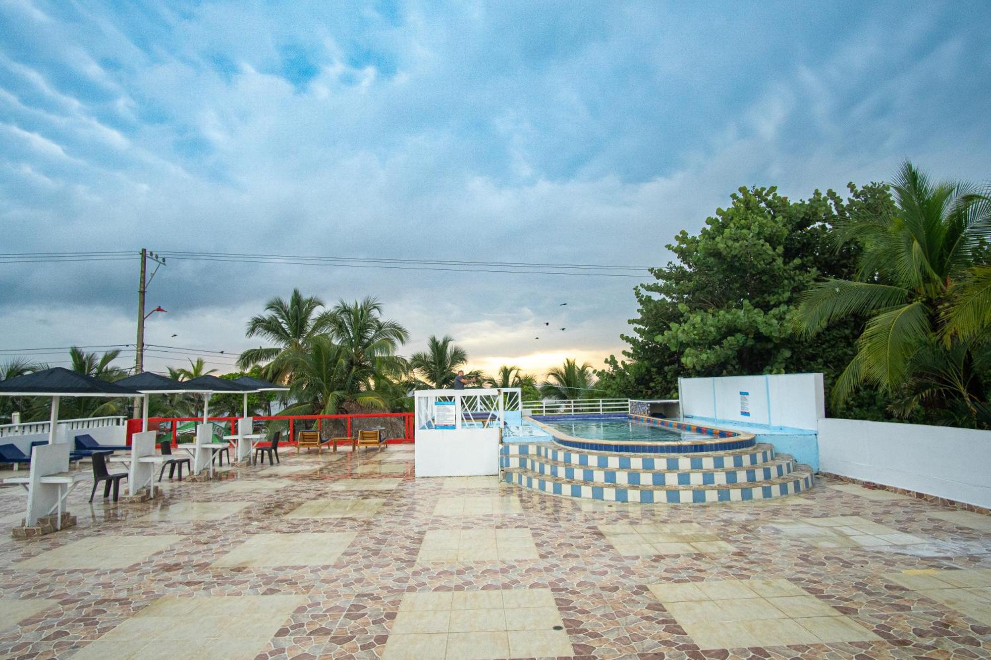Hotel Playa Divina Coveñas Extérieur photo